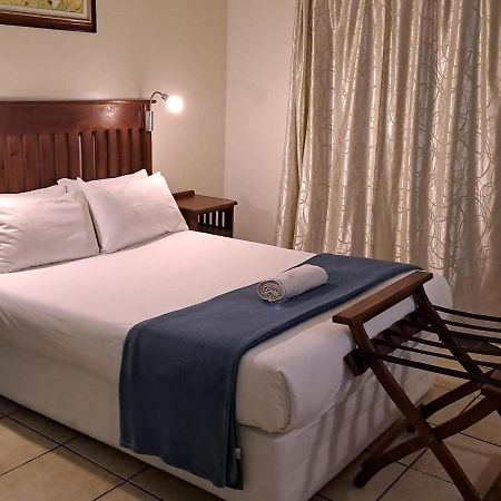 Green Door Guest House Mossel Bay Extérieur photo