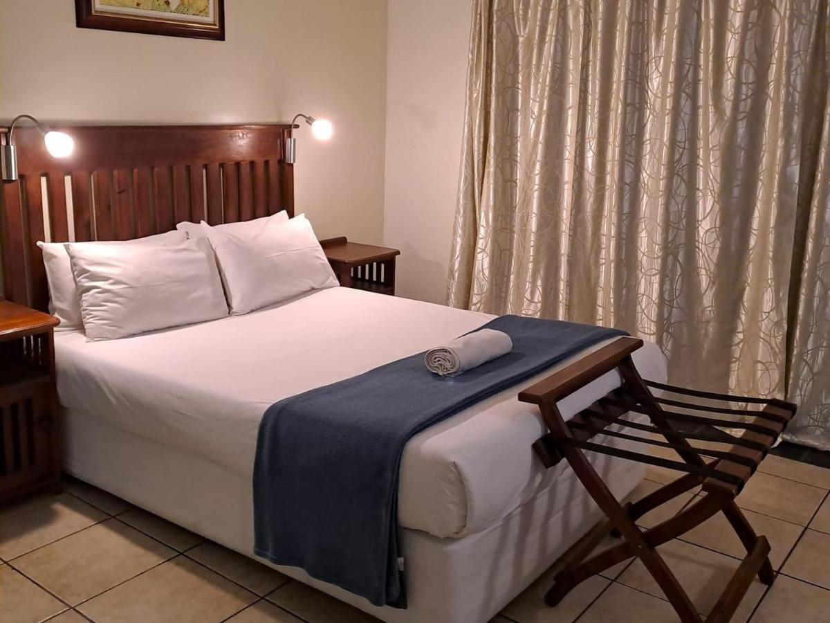Green Door Guest House Mossel Bay Extérieur photo