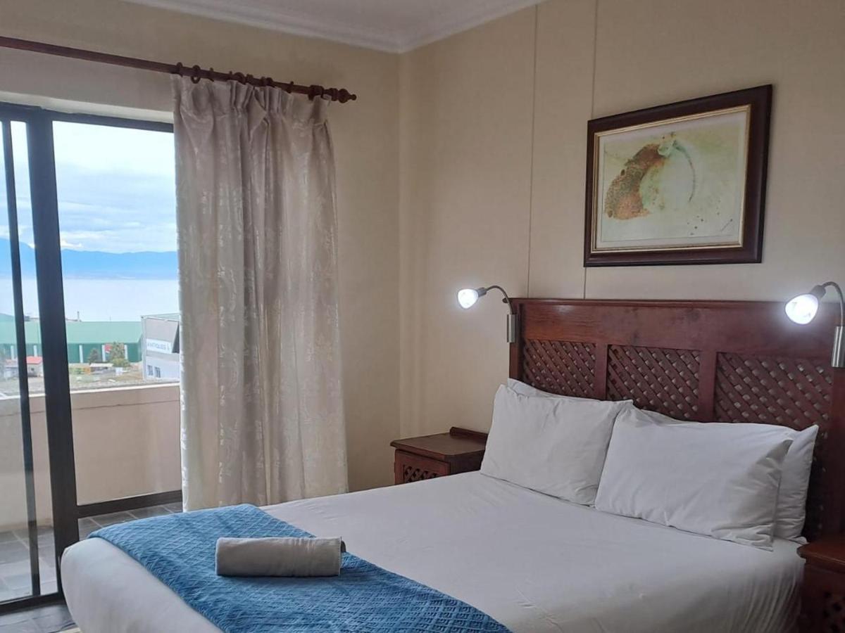 Green Door Guest House Mossel Bay Extérieur photo