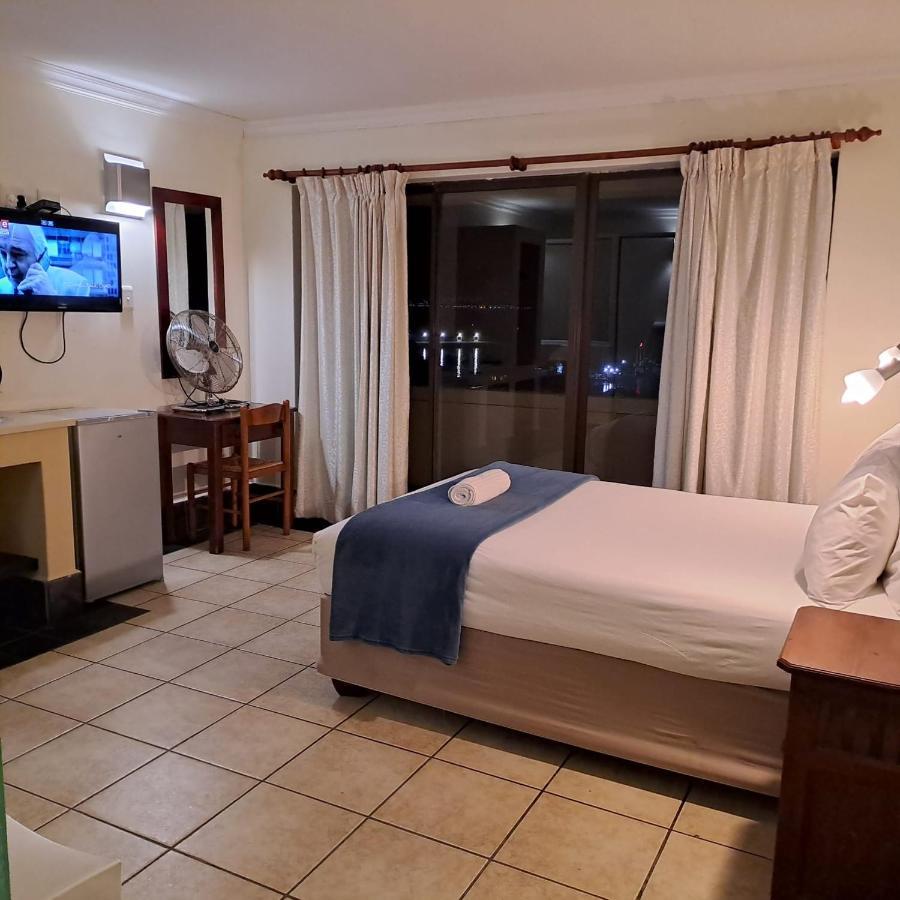 Green Door Guest House Mossel Bay Extérieur photo